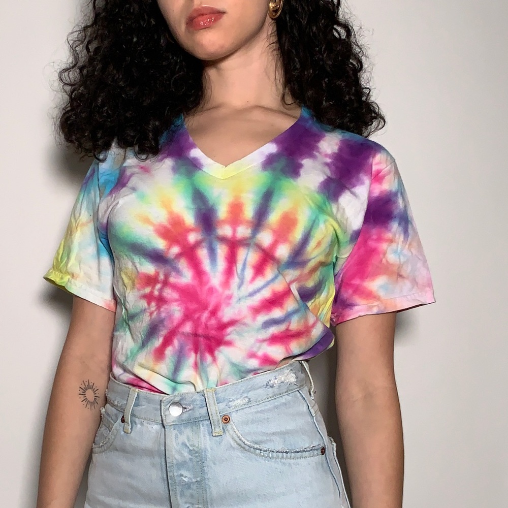 SOLD Rainbow handmade tie dye tee - Picture 3 of 4
